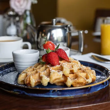 Hotel Heights Killarney