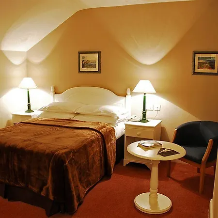 Heights Hotel