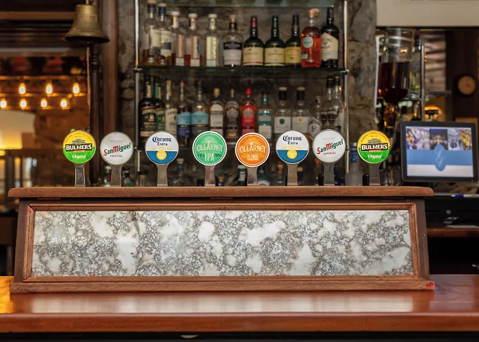 Отель Heights Килларни